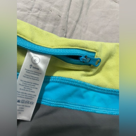 Ivivva Size 6 Leggings Gray Blue Green Rusched Legs - Picture 4 of 6